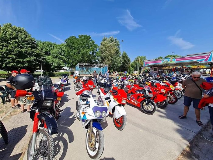 Motoraduno moto 125